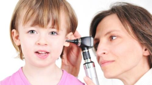 Có thể trị dứt điểm bệnh viêm tai giữa ở trẻ không