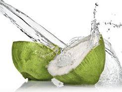 Bạn có biết nước dừa có tác dụng giảm cân?